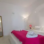 Great Santorini Villa Corali Air Conditioning 2 Bedrooms Thira Villa